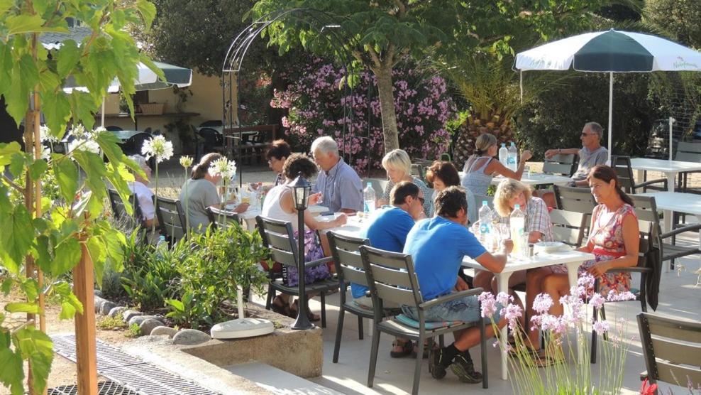 Feriendorf La Mora Calvi  Eksteriør bilde